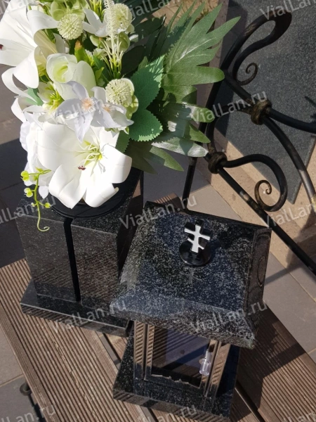 Лампада Гранд (гранит Габбро Карелия, корпус нержавеющая сталь) арт:1726
